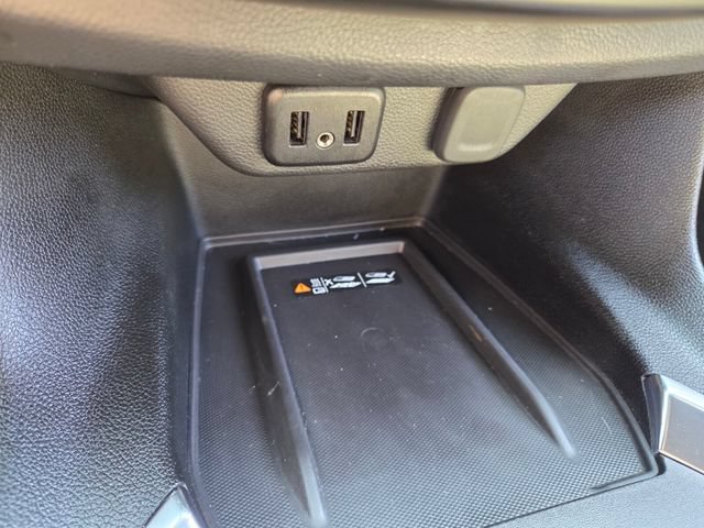 Used 2023 Chevrolet Traverse LT FWD image 30