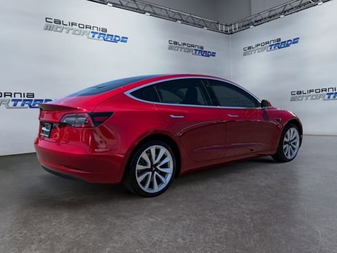 Used 2018 Tesla Model 3 Mid Range RWD image 5