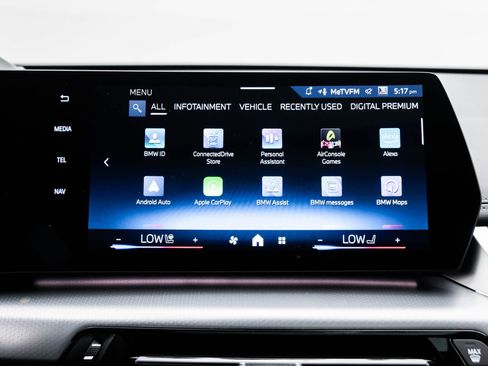 New 2025 BMW X1 xDrive28i w/ Technology Package image 17