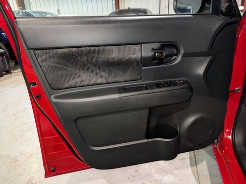 Used 2013 Scion xB image 11