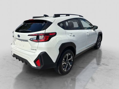 Used 2024 Subaru Crosstrek 2.0i Premium AWD/4WD image 5