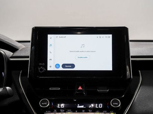 Used 2025 Toyota Corolla Cross XLE w/ Convenience Package FWD image 14