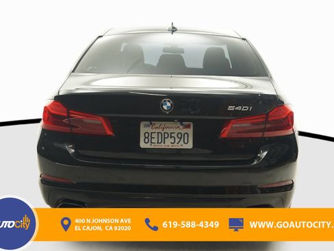 Used 2018 BMW 540i w/ Premium Package image 12