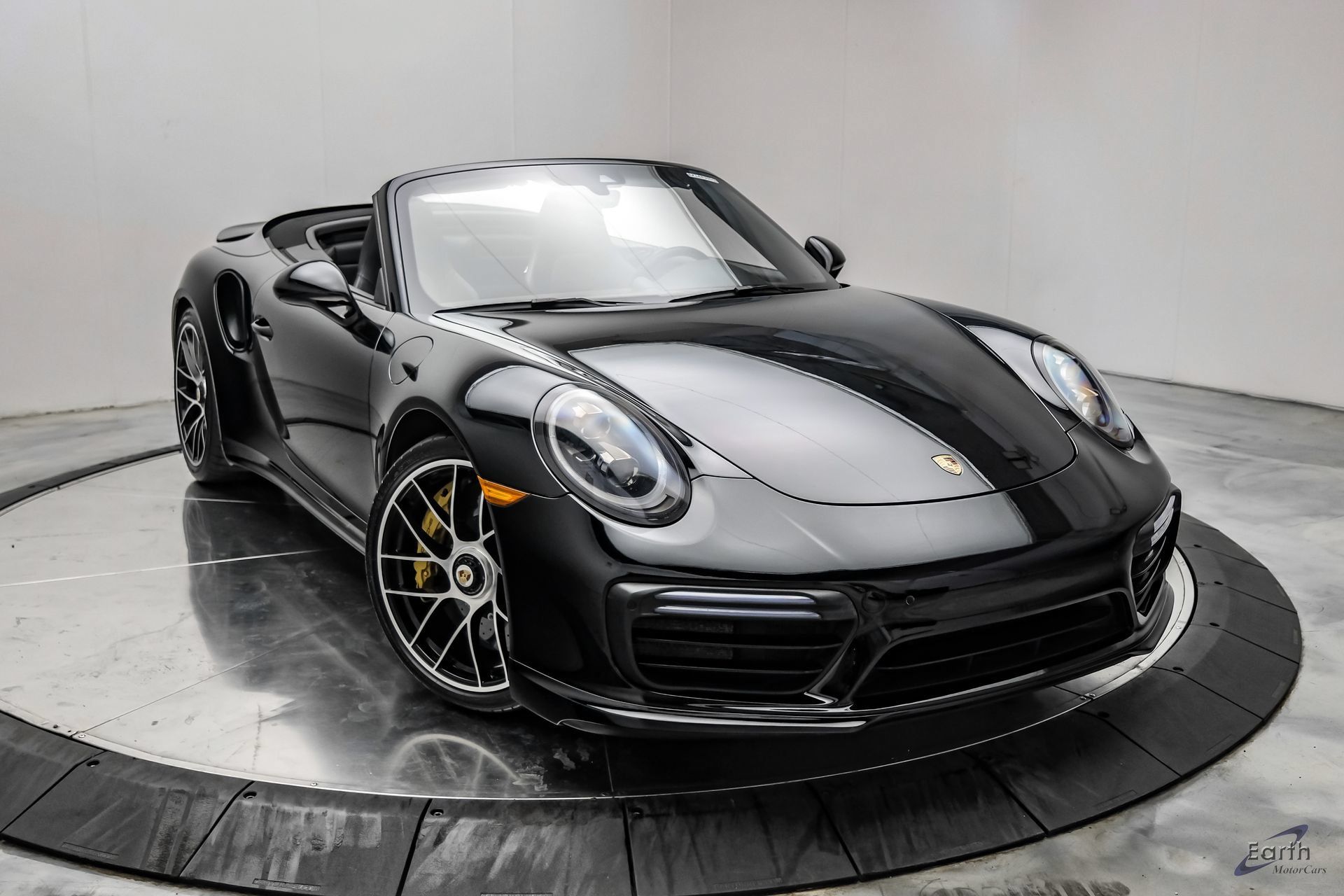 Used 2019 Porsche 911 Turbo S AWD/4WD image 31