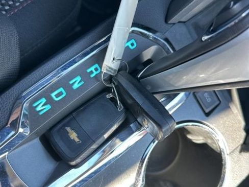 Used 2015 Chevrolet Equinox LT w/ Driver Convenience Package image 27