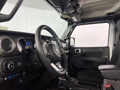 Used 2023 Jeep Wrangler Unlimited Rubicon 4xe w/ Cold Weather Group image 18