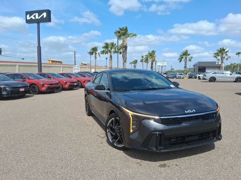 New 2026 Kia K4 GT-Line Turbo FWD image 1