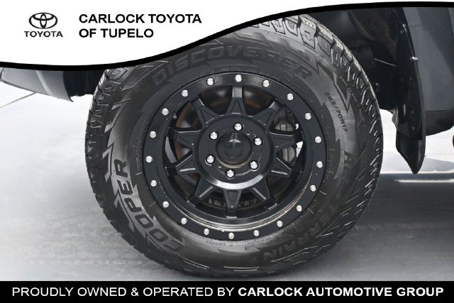 Used 2019 Toyota 4Runner TRD Off-Road AWD/4WD image 39