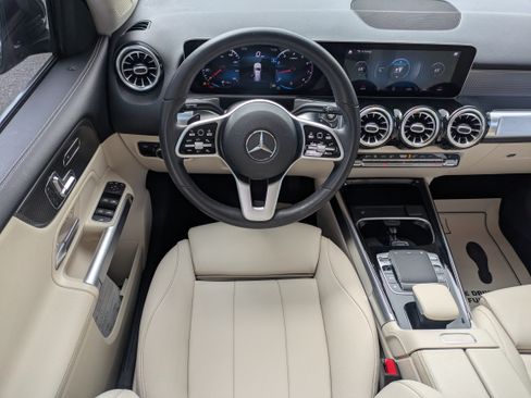 Used 2020 Mercedes-Benz GLB 250 image 15