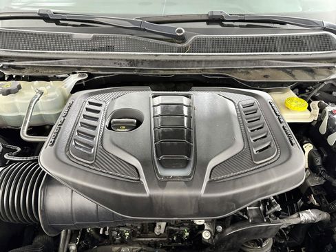 Used 2023 Jeep Wagoneer Series II AWD/4WD image 31