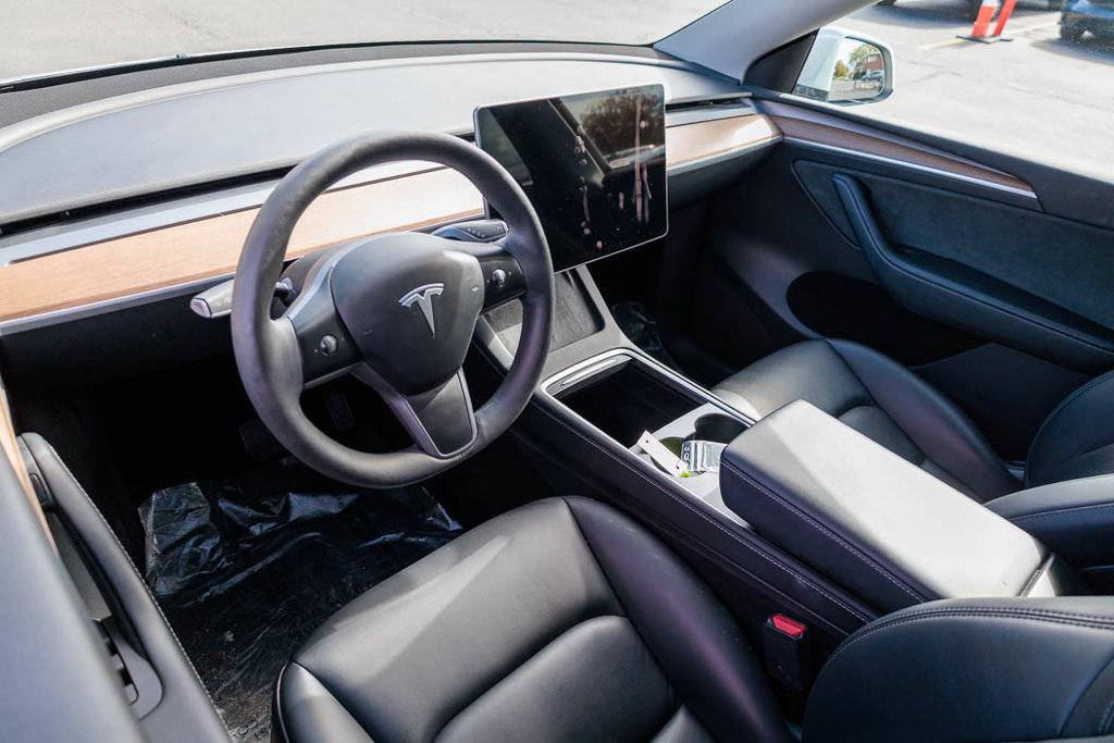 Used 2023 Tesla Model Y Long Range AWD/4WD image 20