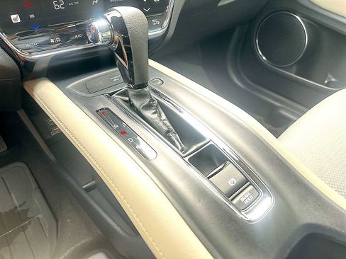Used 2022 Honda HR-V EX image 21