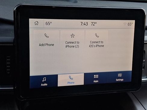 Used 2023 Ford Explorer XLT w/ Equipment Group 202A AWD/4WD image 17