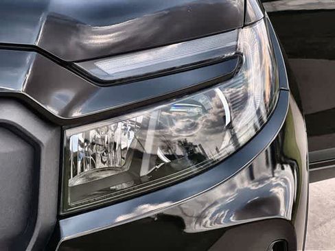 Used 2024 Honda Passport Black Edition image 24