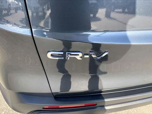 Used 2025 Honda CR-V LX image 10