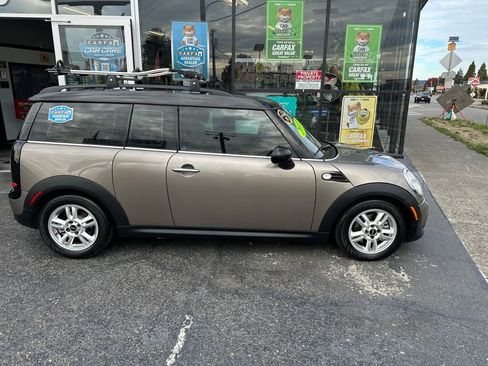Used 2012 MINI Cooper Clubman image 4