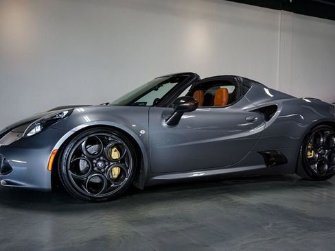 Used 2020 Alfa Romeo 4C Spider w/ Bright Package image 83