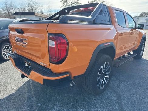 Used 2025 GMC Canyon AT4 w/ Nightfall Edition image 5