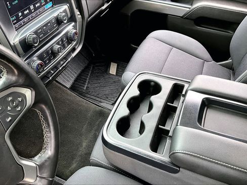 Used 2018 Chevrolet Silverado 1500 LT w/ Texas Edition RWD image 17