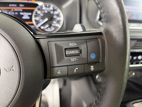 Certified 2023 Nissan Rogue SV w/ SV Premium B Package AWD/4WD image 33