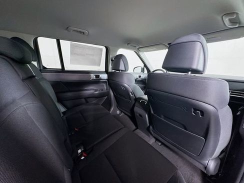 New 2026 Hyundai Santa Fe SE image 32