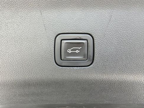 Used 2023 Cadillac Escalade Sport w/ Touring Package AWD/4WD image 25