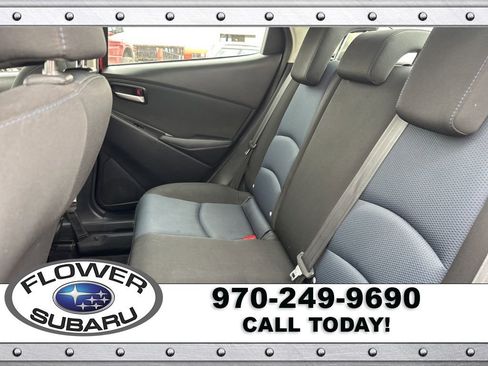 Used 2019 Toyota Yaris LE image 20