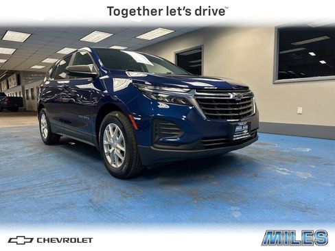 Used 2023 Chevrolet Equinox LS w/ LS Convenience Package image 1