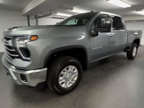 Certified 2026 Chevrolet Silverado 2500 LTZ AWD/4WD image 4