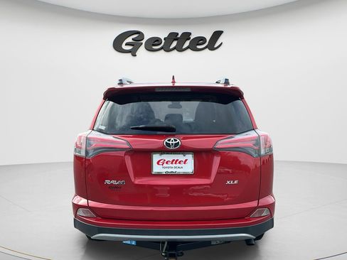Used 2017 Toyota RAV4 XLE FWD image 6