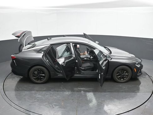 Used 2025 Kia K5 LXS image 52