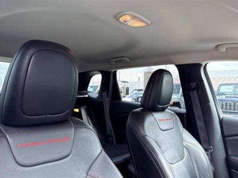 Used 2014 Jeep Cherokee Trailhawk w/ Technology Group image 18