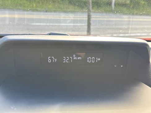 Used 2023 Subaru Forester Premium image 19