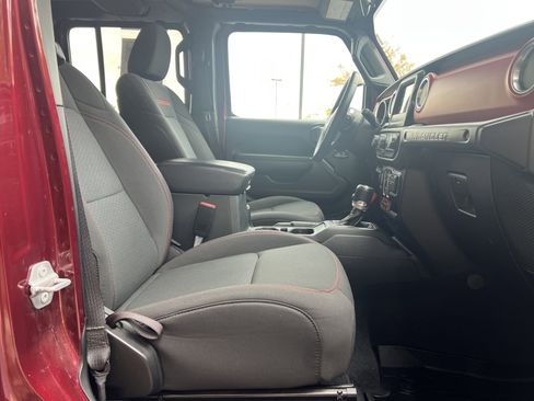 Used 2021 Jeep Wrangler Unlimited Rubicon w/ Safety Group image 26