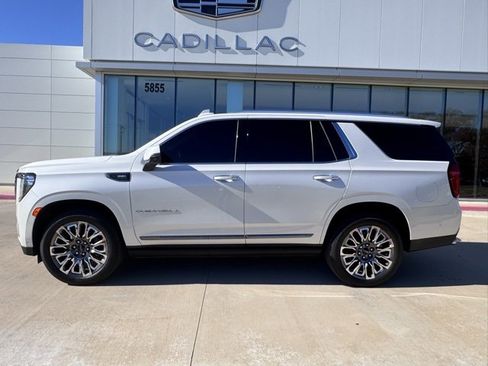 Used 2024 GMC Yukon Denali Ultimate image 2