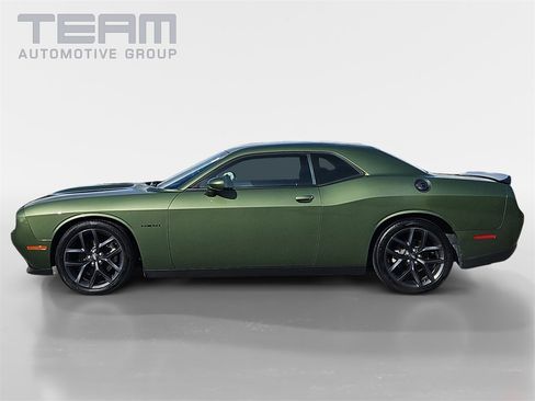 Used 2022 Dodge Challenger R/T w/ Blacktop Package image 4