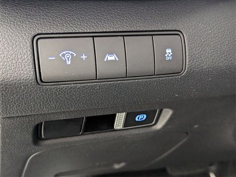 Used 2021 Hyundai Santa Fe SEL image 13