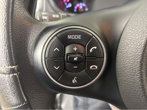 Used 2021 Kia Soul LX image 19