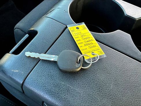 Used 2021 Toyota Tundra SR5 image 34