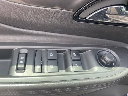 Certified 2022 Buick Encore Preferred w/ Safety Package II AWD/4WD image 10