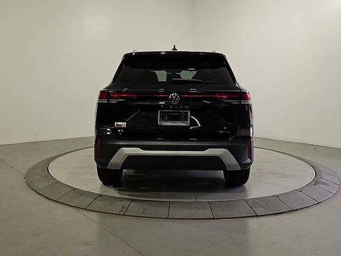 New 2026 Volkswagen Tiguan SE AWD/4WD image 4