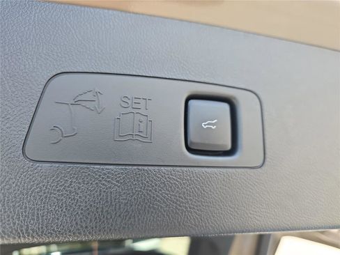 Used 2025 Lincoln Corsair FWD w/ Equipment Group 101A image 27