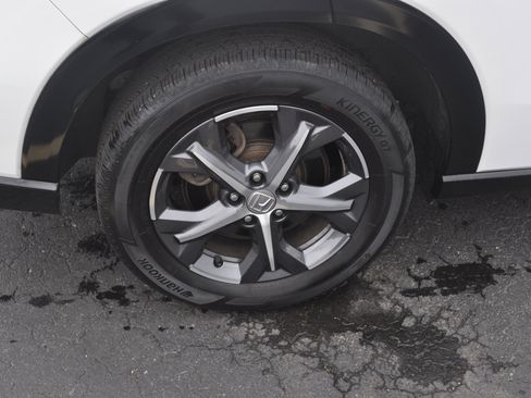 Certified 2023 Honda HR-V EX-L image 9