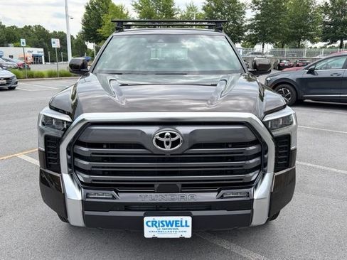 Used 2025 Toyota Tundra Limited AWD/4WD image 10