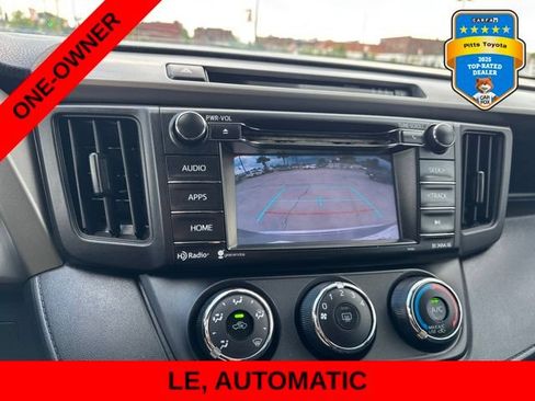 Used 2017 Toyota RAV4 LE FWD image 20