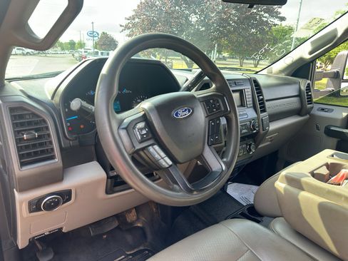 Used 2019 Ford F350 XL w/ Power Equipment Group AWD/4WD image 13