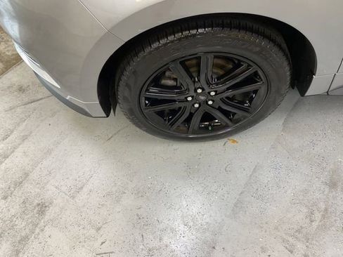 Used 2024 Ford Edge ST-Line AWD/4WD image 11