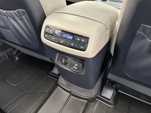 Used 2024 Hyundai Palisade Calligraphy AWD/4WD image 48