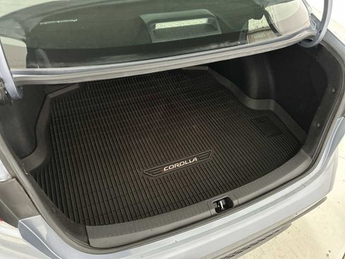 Used 2021 Toyota Corolla SE w/ SE Premium Package image 20