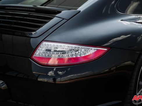 Used 2009 Porsche 911 Carrera S RWD image 37